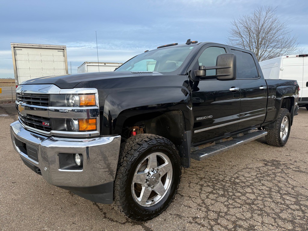 2015 Chevrolet Silverado 1500 Image 1