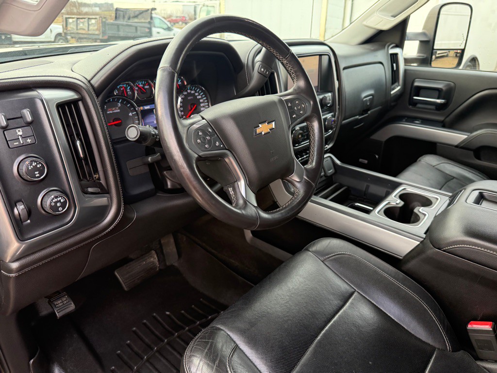 2015 Chevrolet Silverado 1500 Image 11