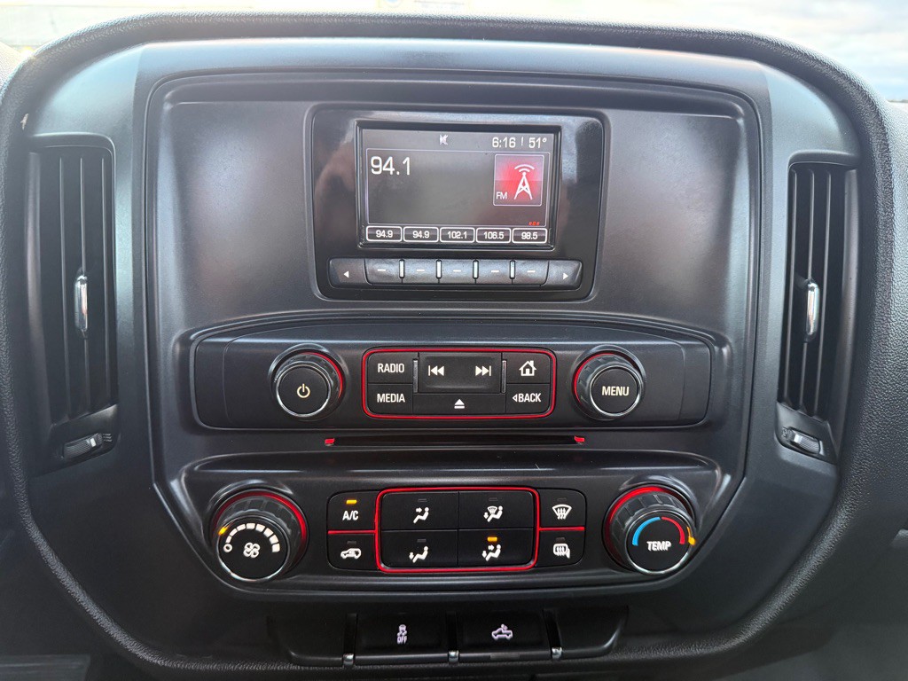 2015 GMC Sierra Image 14