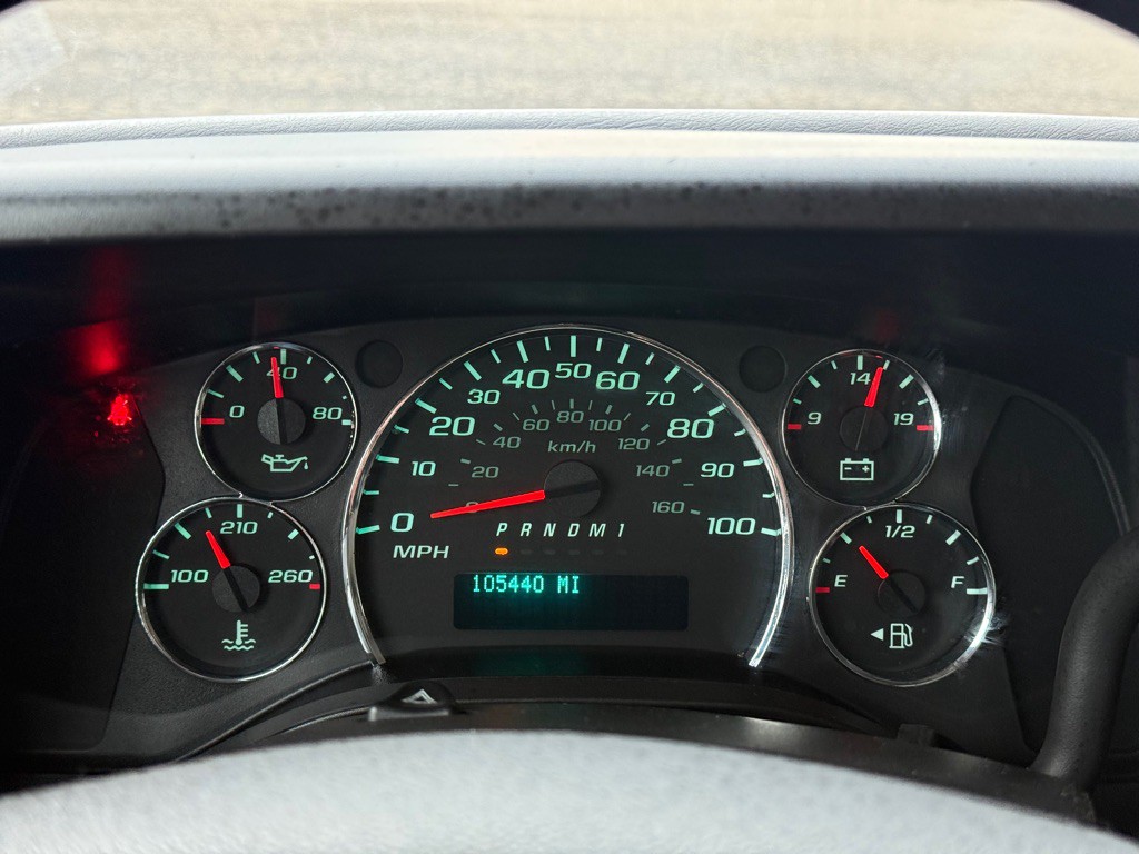 2018 Chevrolet Express Image 17