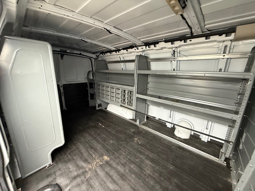 2020 Chevrolet Express Image 19