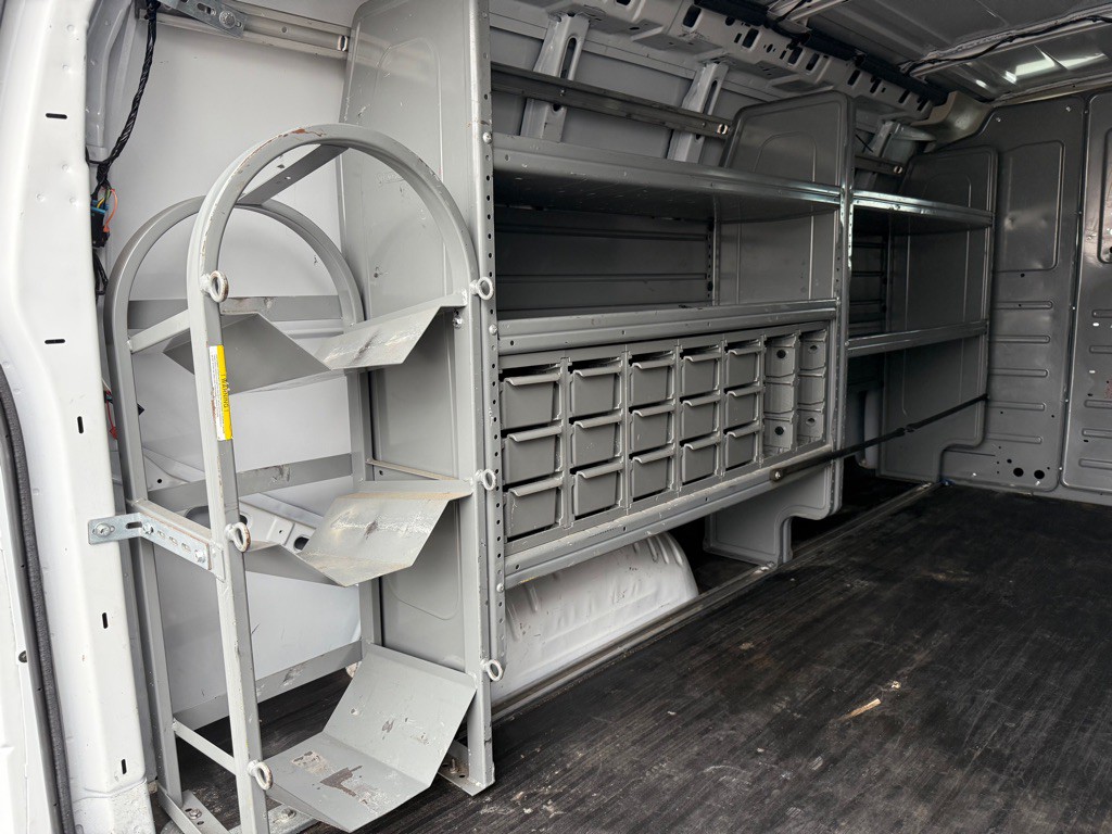 2020 Chevrolet Express Image 22