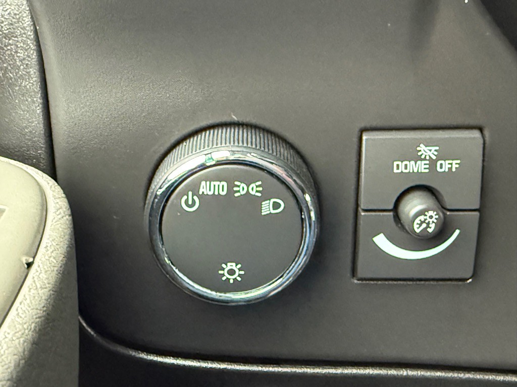 2020 Chevrolet Express Image 34