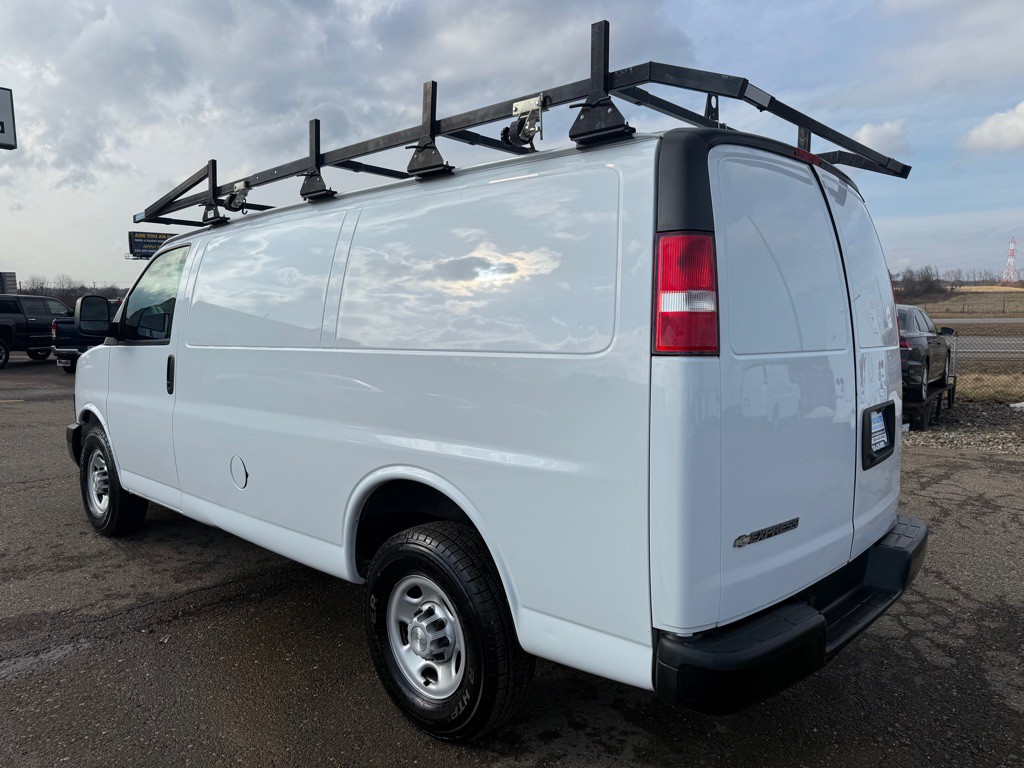 2020 Chevrolet Express Image 6