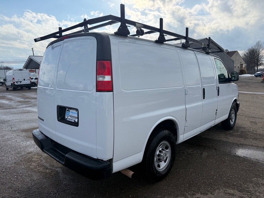 2020 Chevrolet Express Image 8