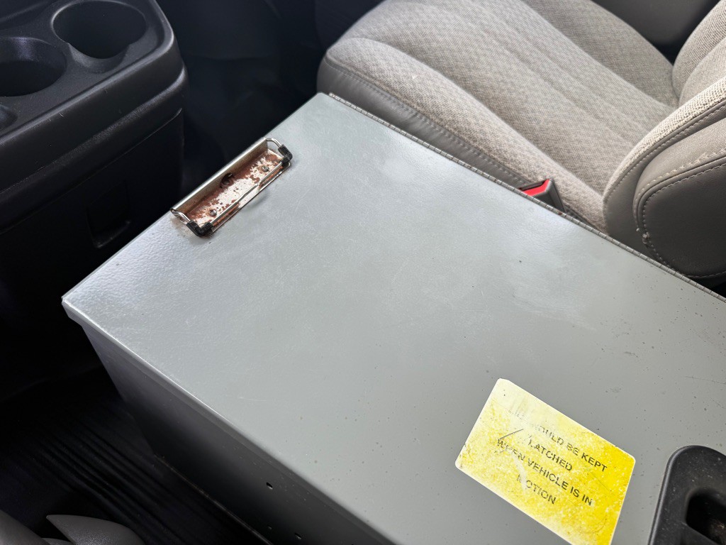 2020 Chevrolet Express Image 23