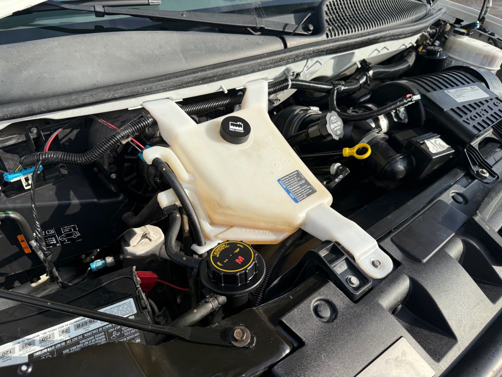 2020 Chevrolet Express Image 39