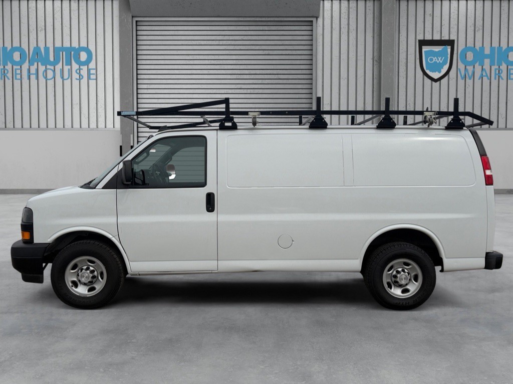 2020 Chevrolet Express Image 4