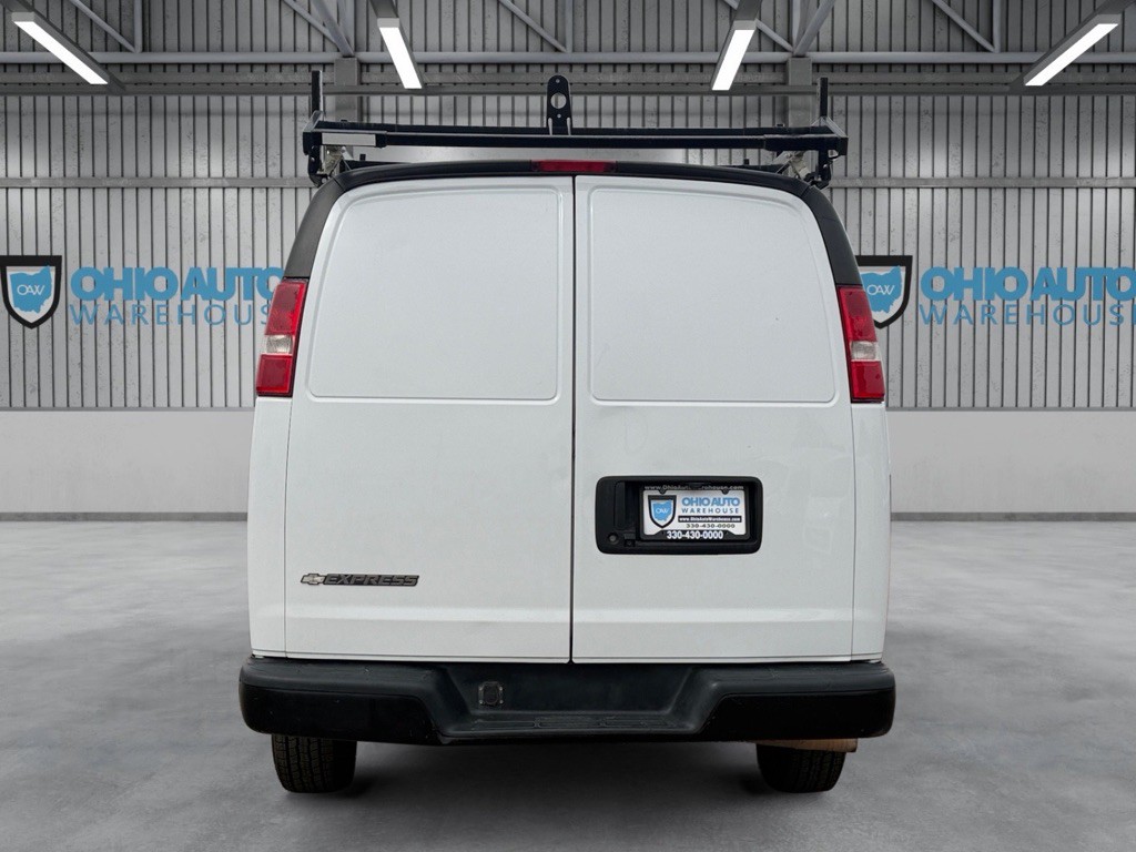 2020 Chevrolet Express Image 7