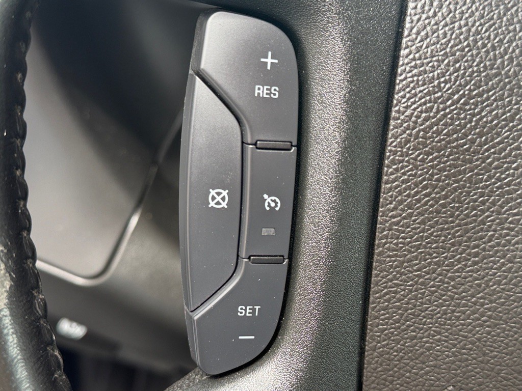 2020 Chevrolet Express Image 19