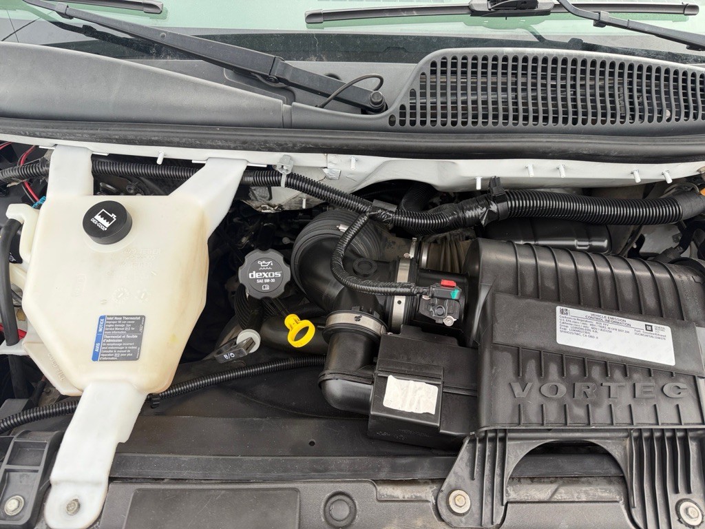 2020 Chevrolet Express Image 31