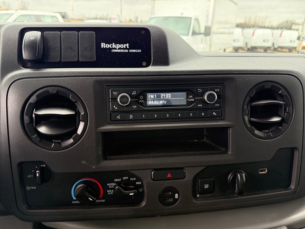 2022 Ford Econoline Image 13