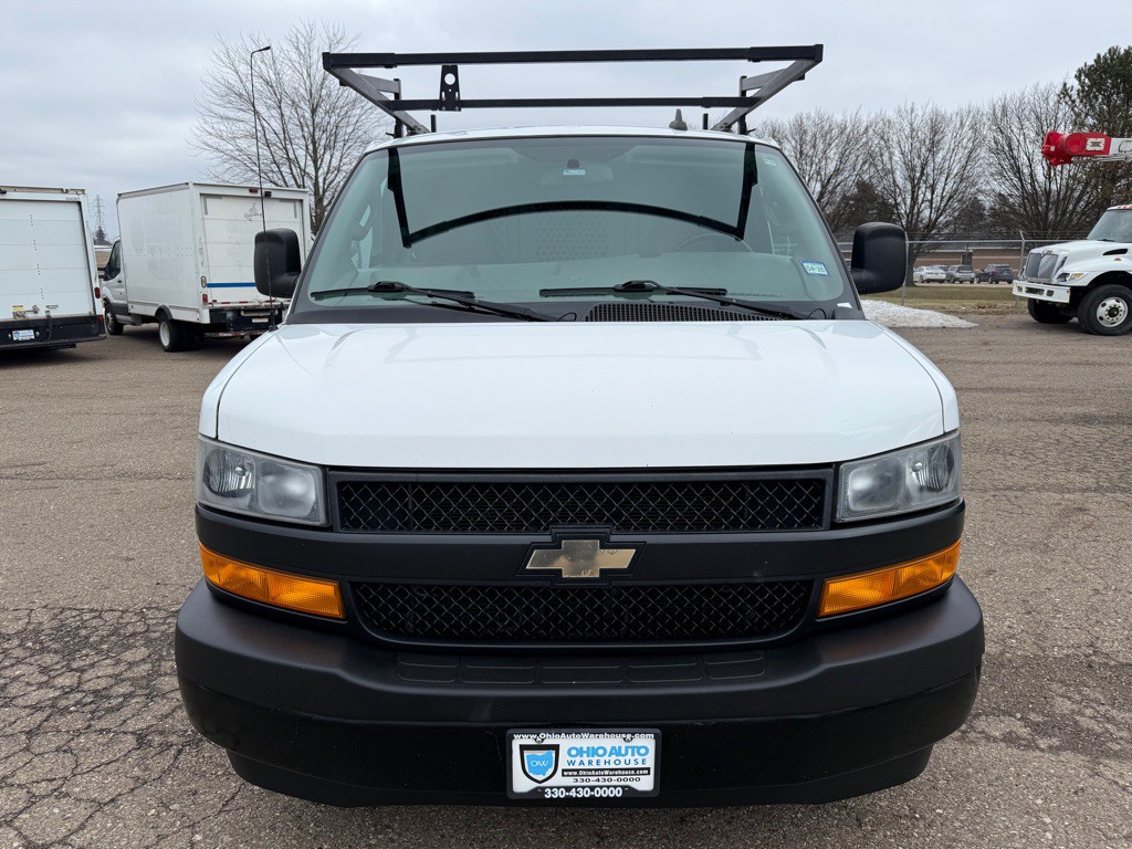 2019 Chevrolet Express Image 2