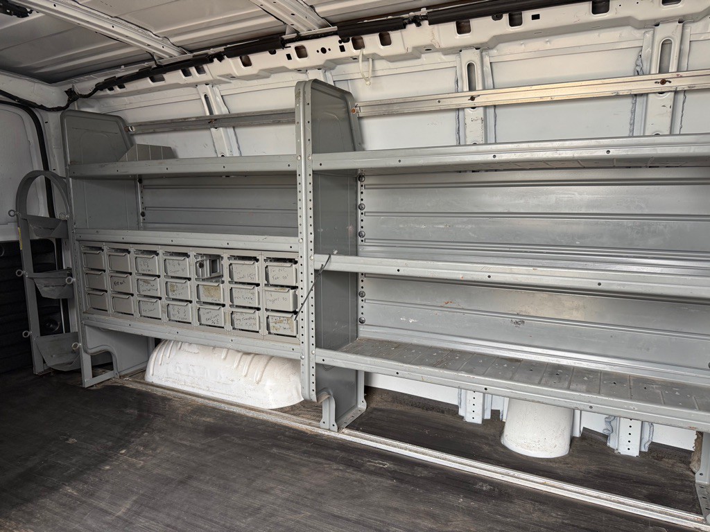 2019 Chevrolet Express Image 19