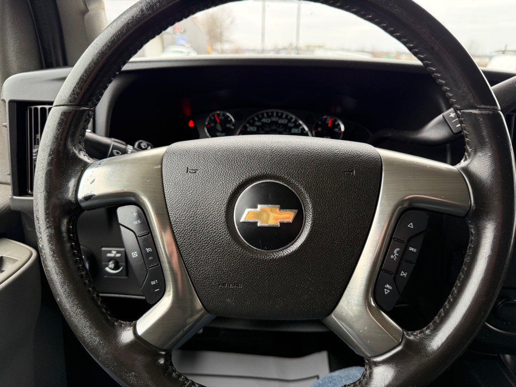 2019 Chevrolet Express Image 23