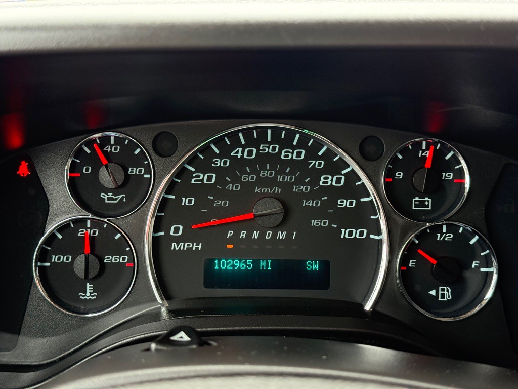 2019 Chevrolet Express Image 24