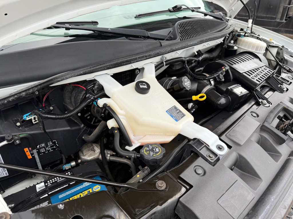 2019 Chevrolet Express Image 41