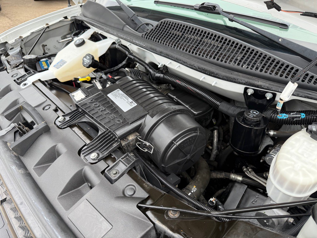 2019 Chevrolet Express Image 43