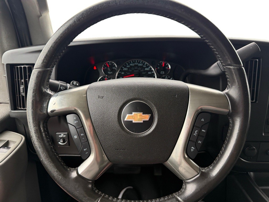 2019 Chevrolet Express Image 15