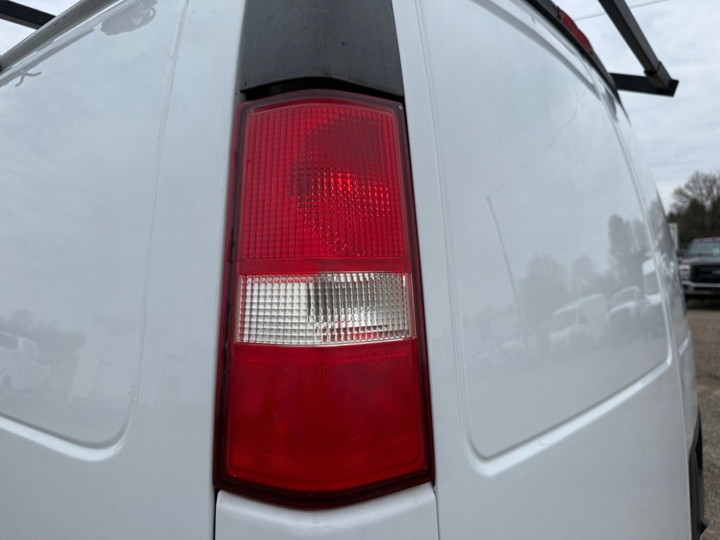 2019 Chevrolet Express Image 33