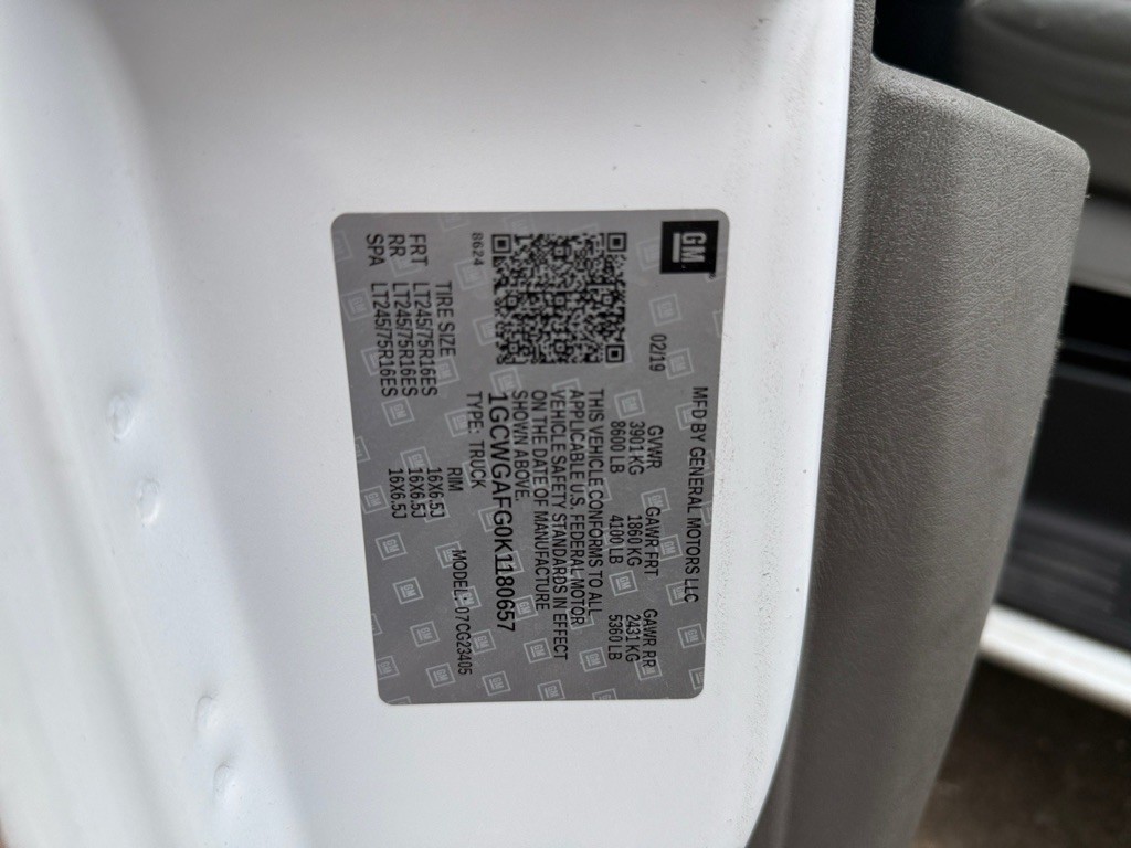 2019 Chevrolet Express Image 34