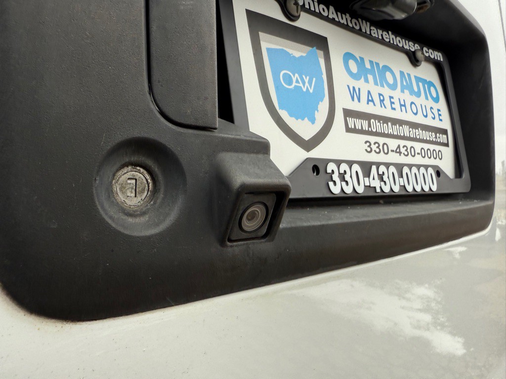 2021 Chevrolet Express Image 36