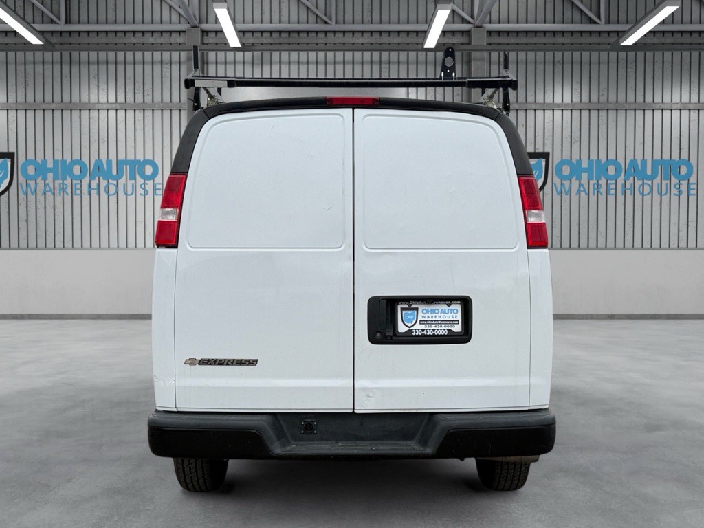 2021 Chevrolet Express Image 6