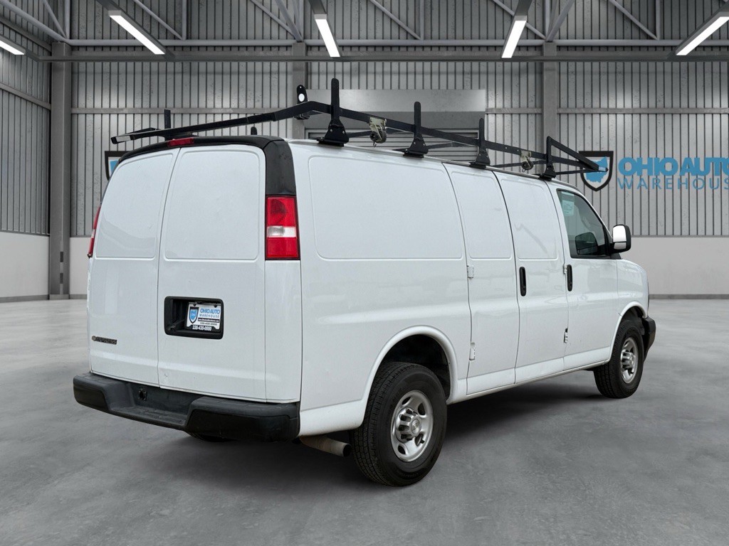 2021 Chevrolet Express Image 7