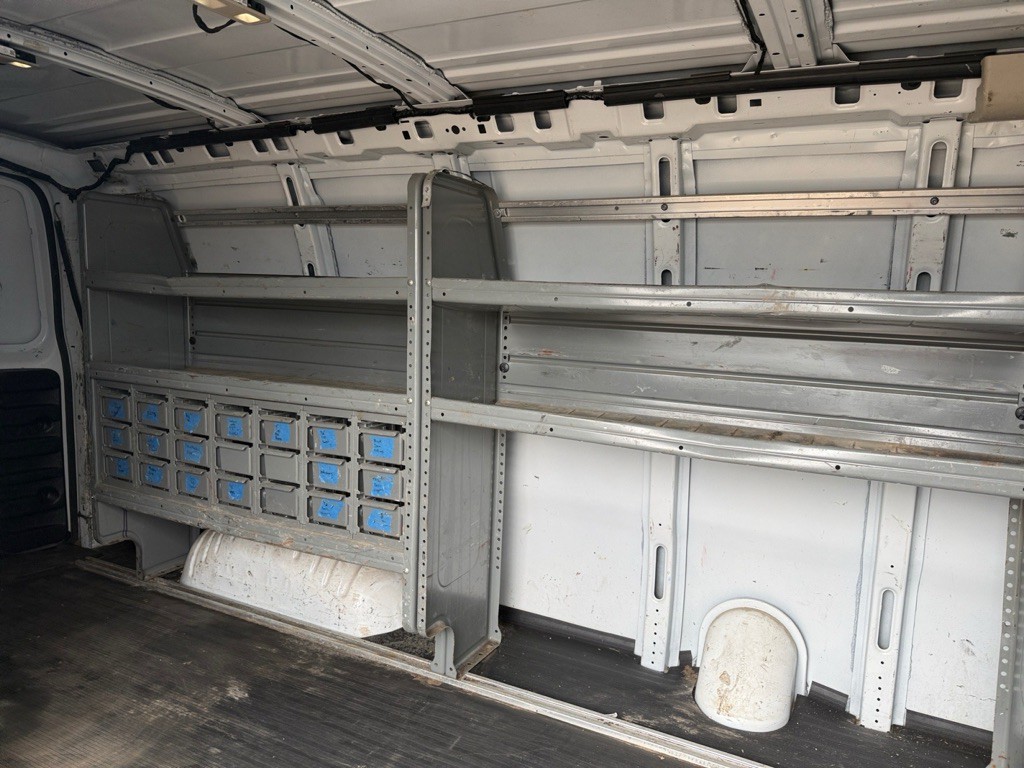 2021 Chevrolet Express Image 14