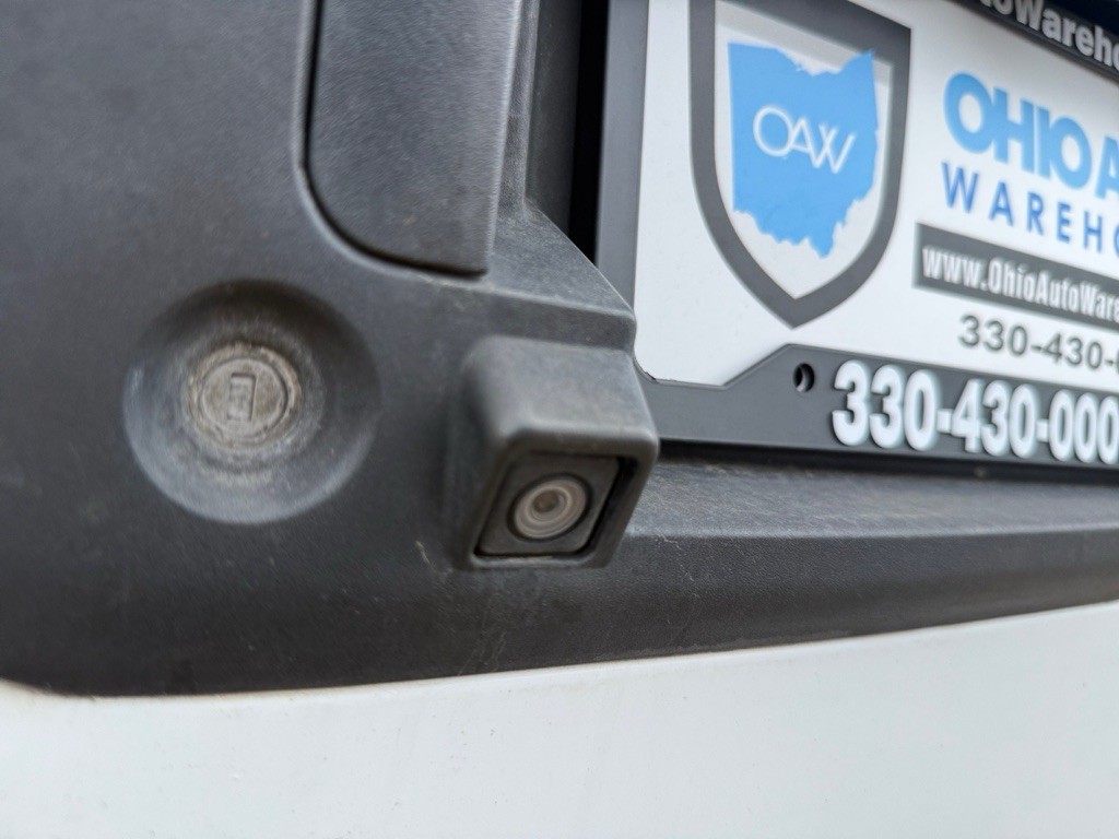 2021 Chevrolet Express Image 31