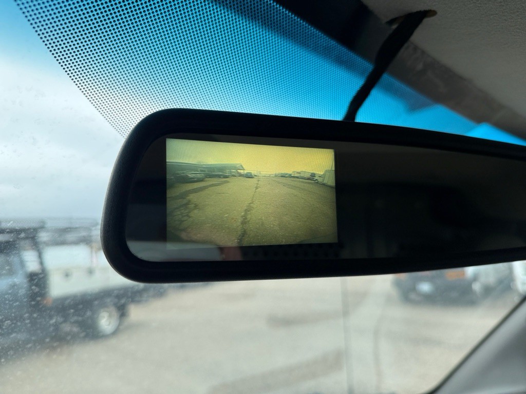 2021 Chevrolet Express Image 32