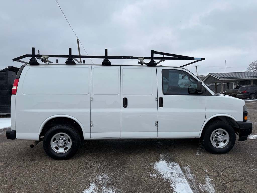 2019 Chevrolet Express Image 5