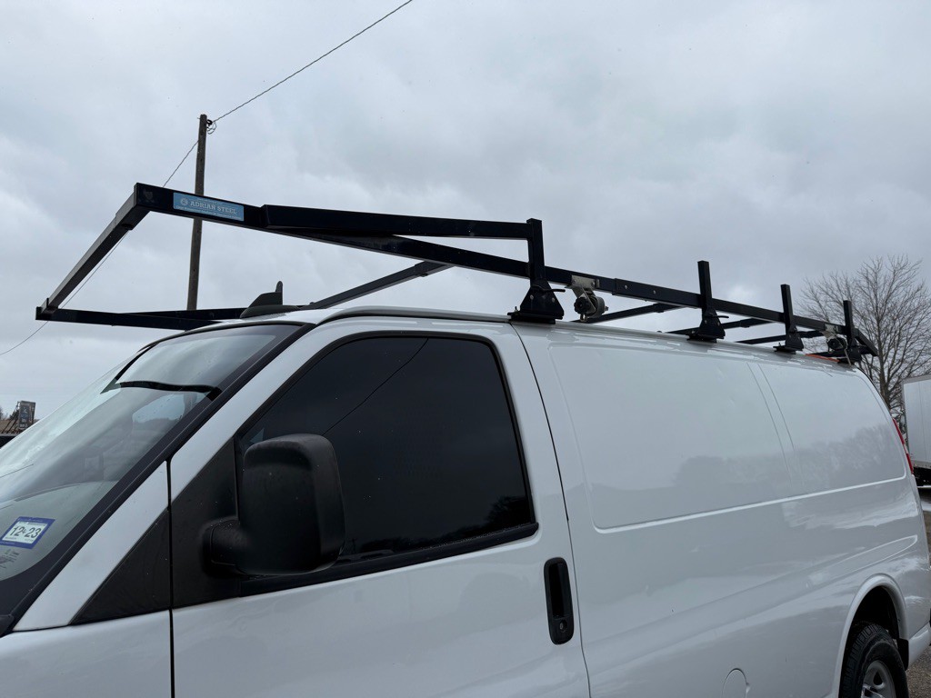 2019 Chevrolet Express Image 9