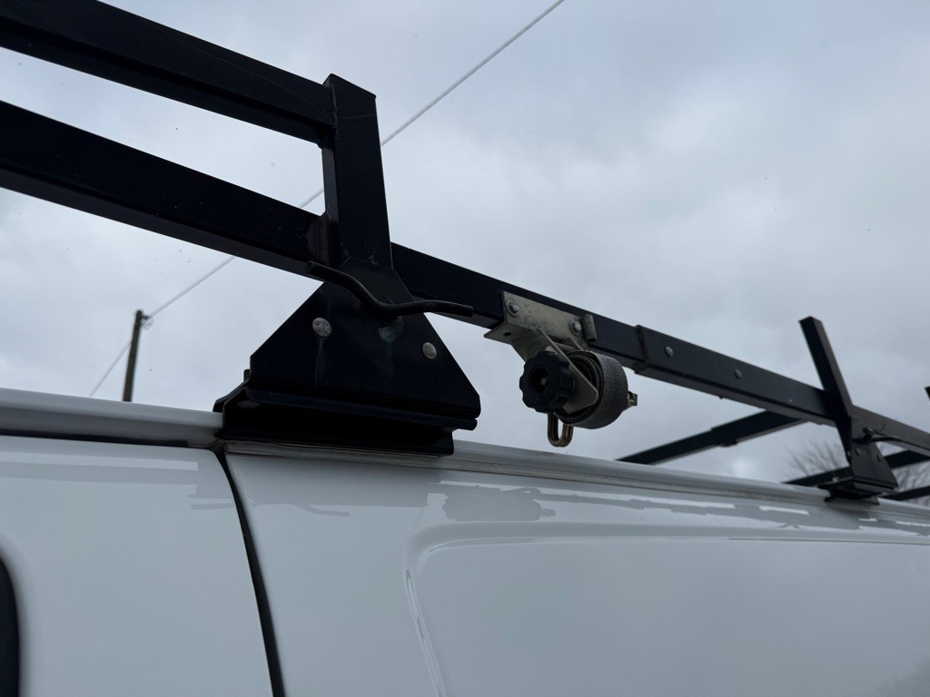 2019 Chevrolet Express Image 10