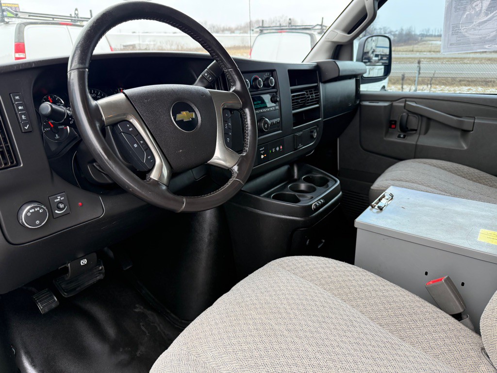 2019 Chevrolet Express Image 14