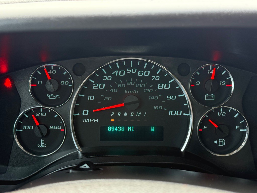 2019 Chevrolet Express Image 19