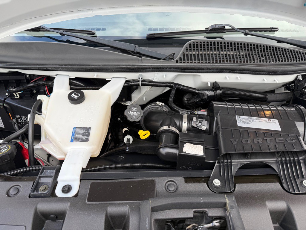 2019 Chevrolet Express Image 34