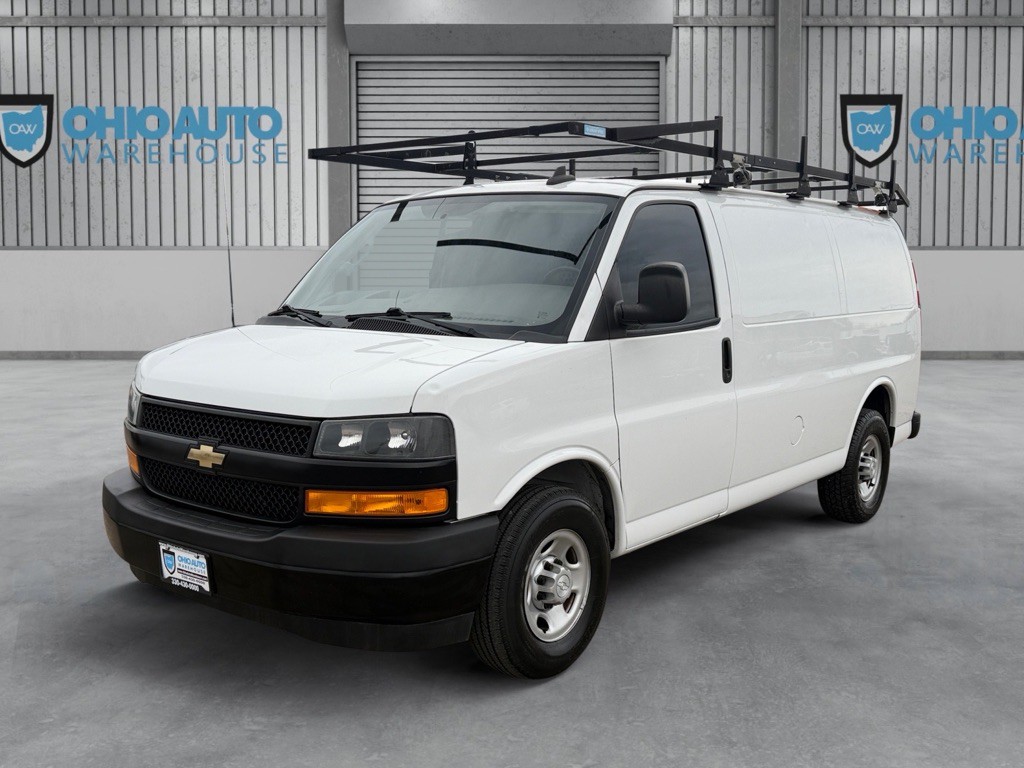 2019 Chevrolet Express Image 1