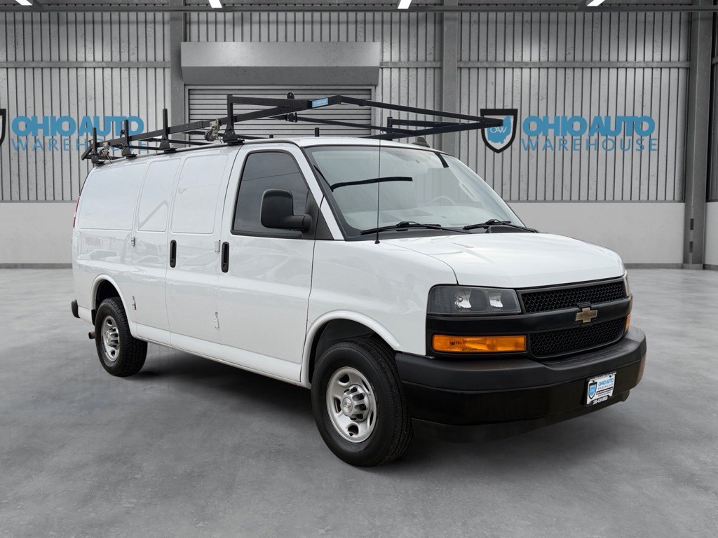 2019 Chevrolet Express Image 3