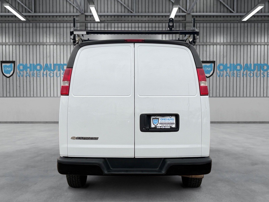 2019 Chevrolet Express Image 7