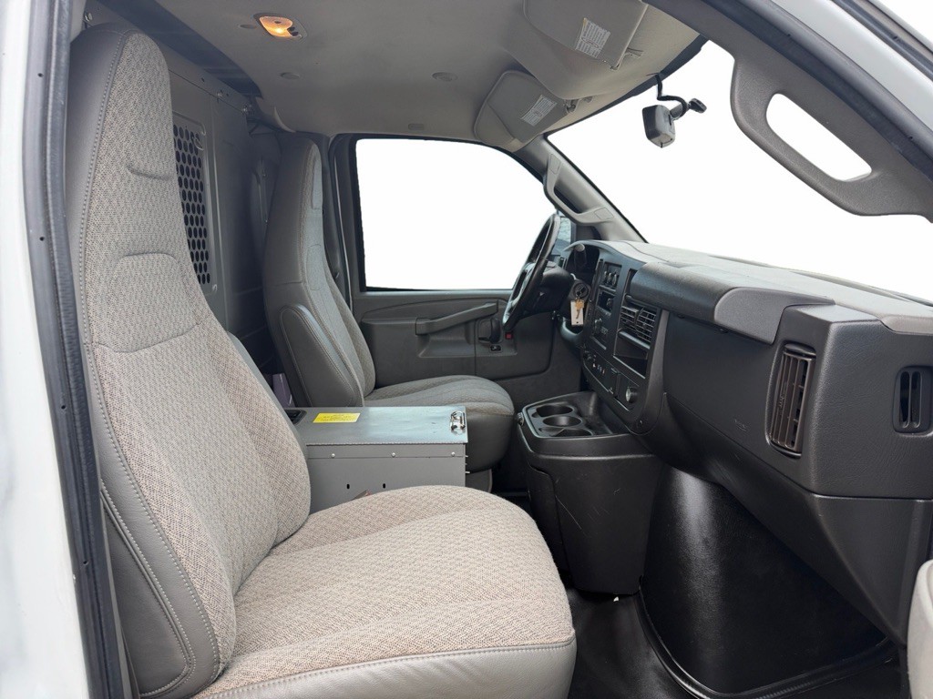 2019 Chevrolet Express Image 11