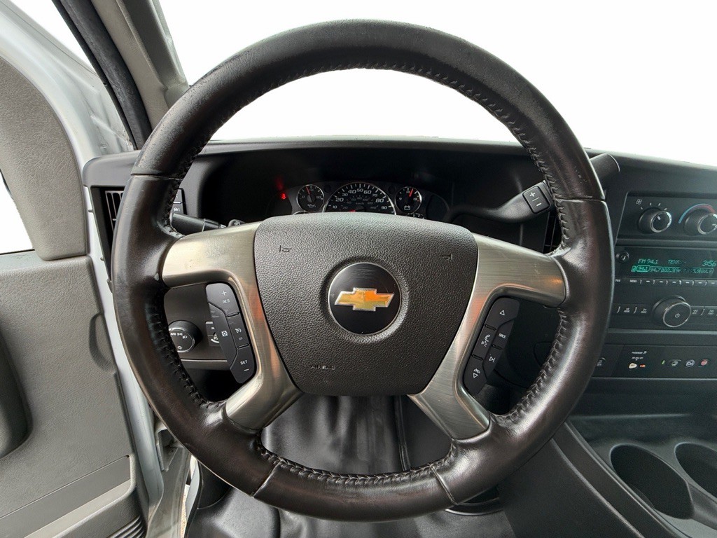2019 Chevrolet Express Image 15