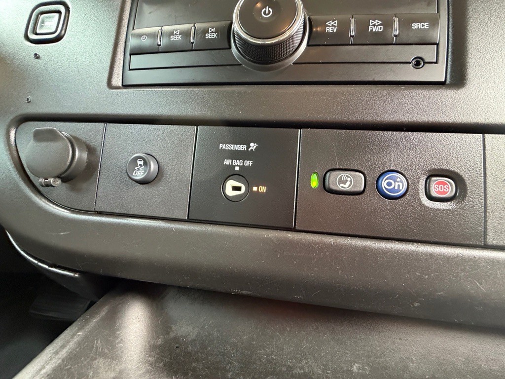 2019 Chevrolet Express Image 18