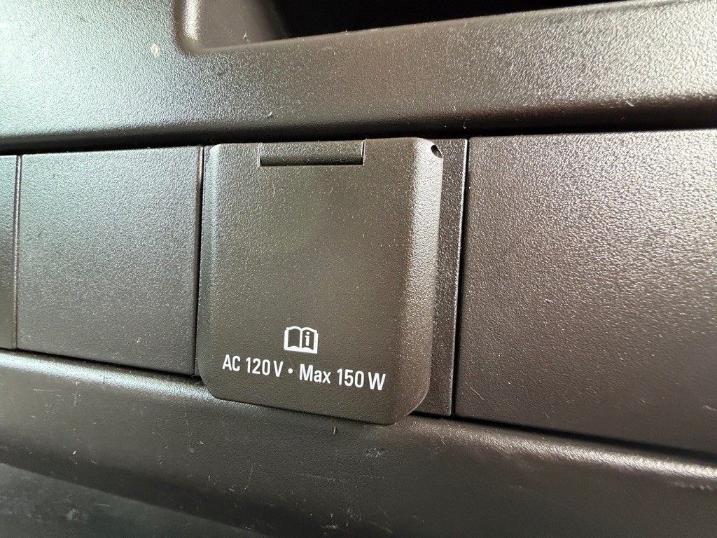 2019 Chevrolet Express Image 19