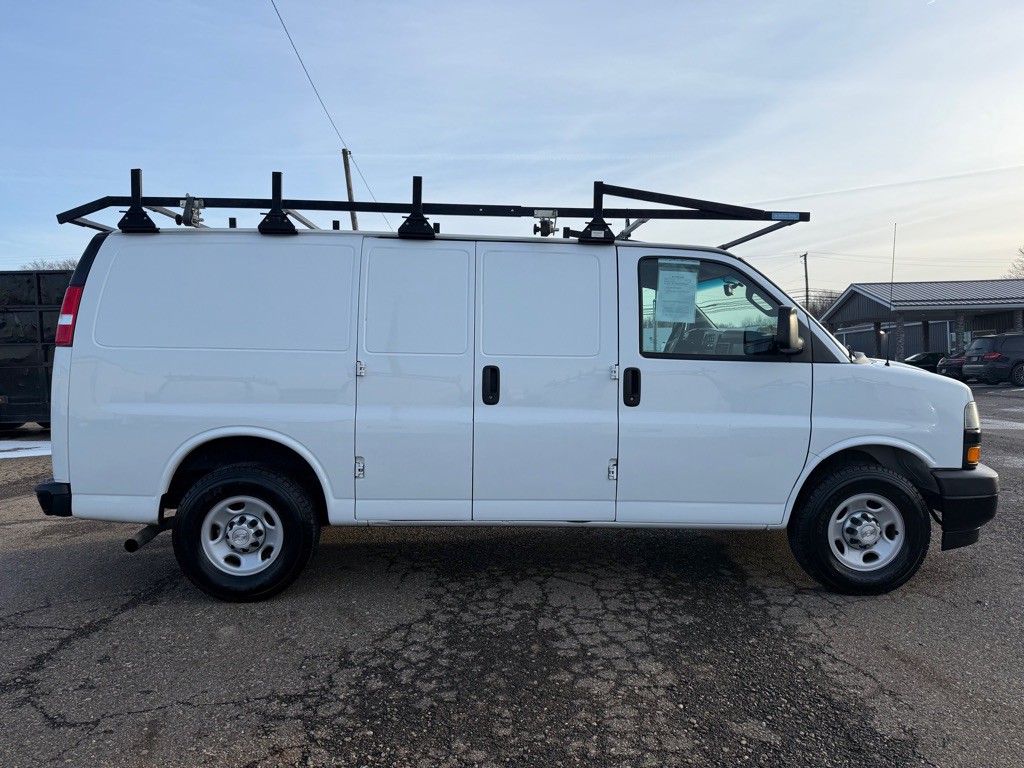 2020 Chevrolet Express Image 5