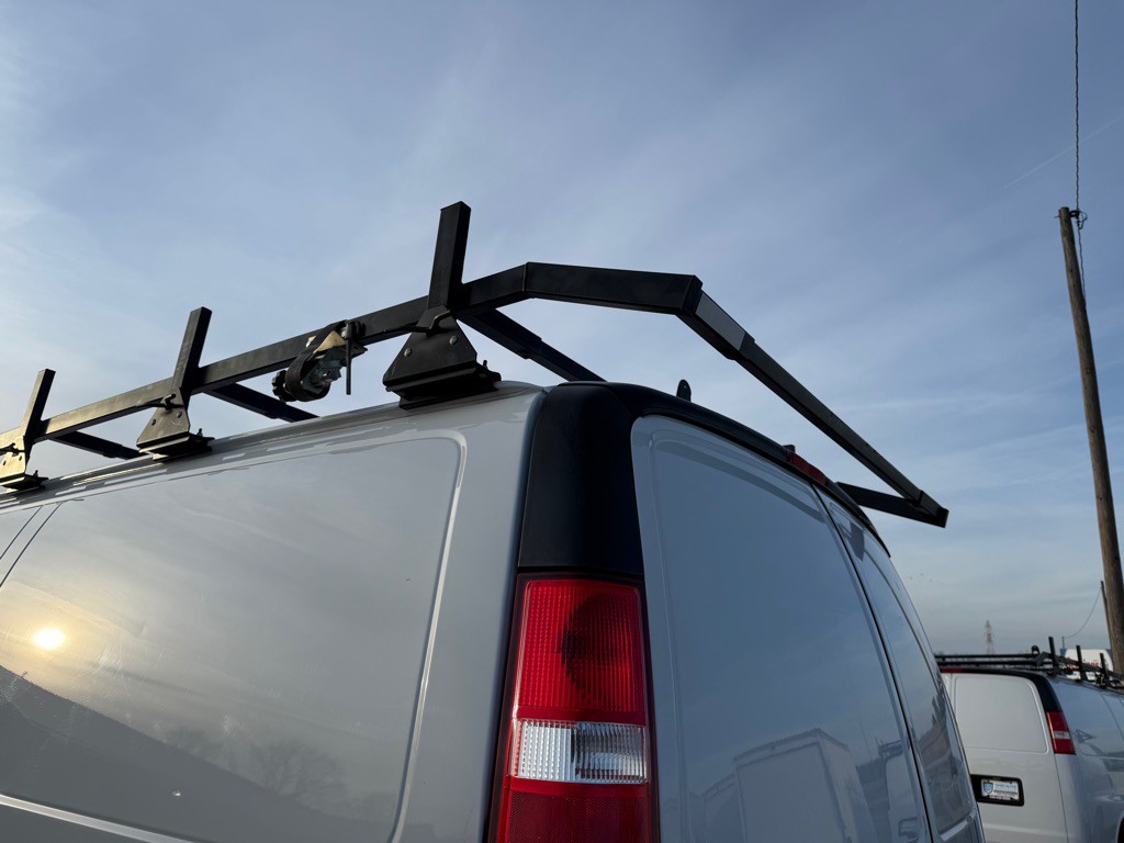 2020 Chevrolet Express Image 11