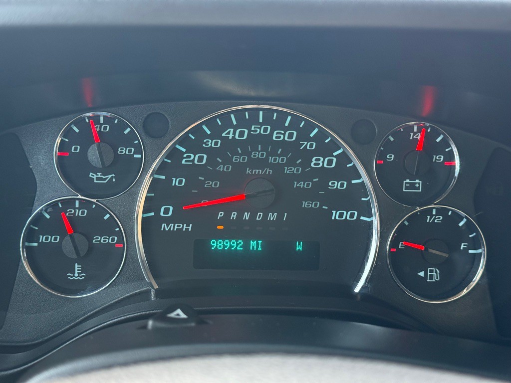 2020 Chevrolet Express Image 24