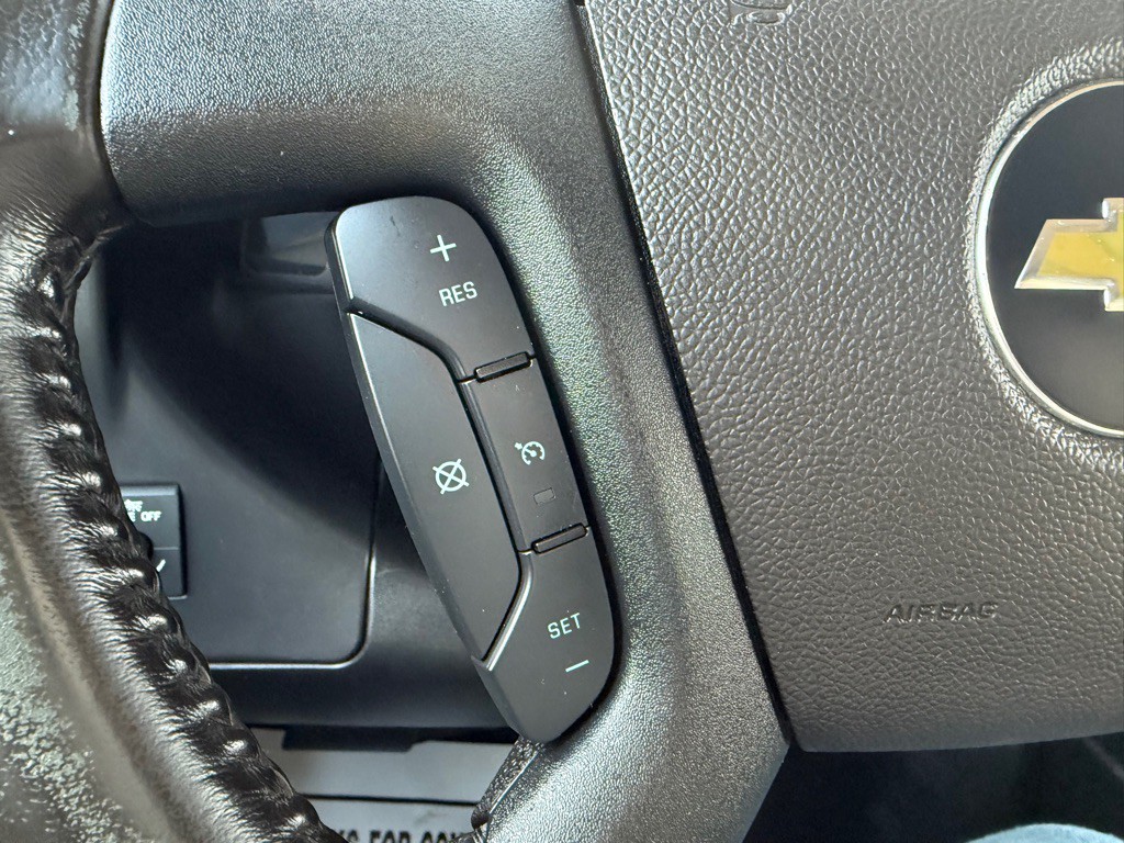 2020 Chevrolet Express Image 31