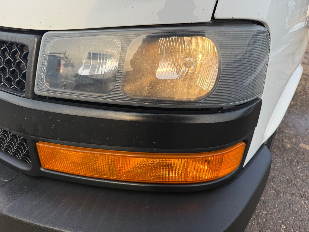 2020 Chevrolet Express Image 38