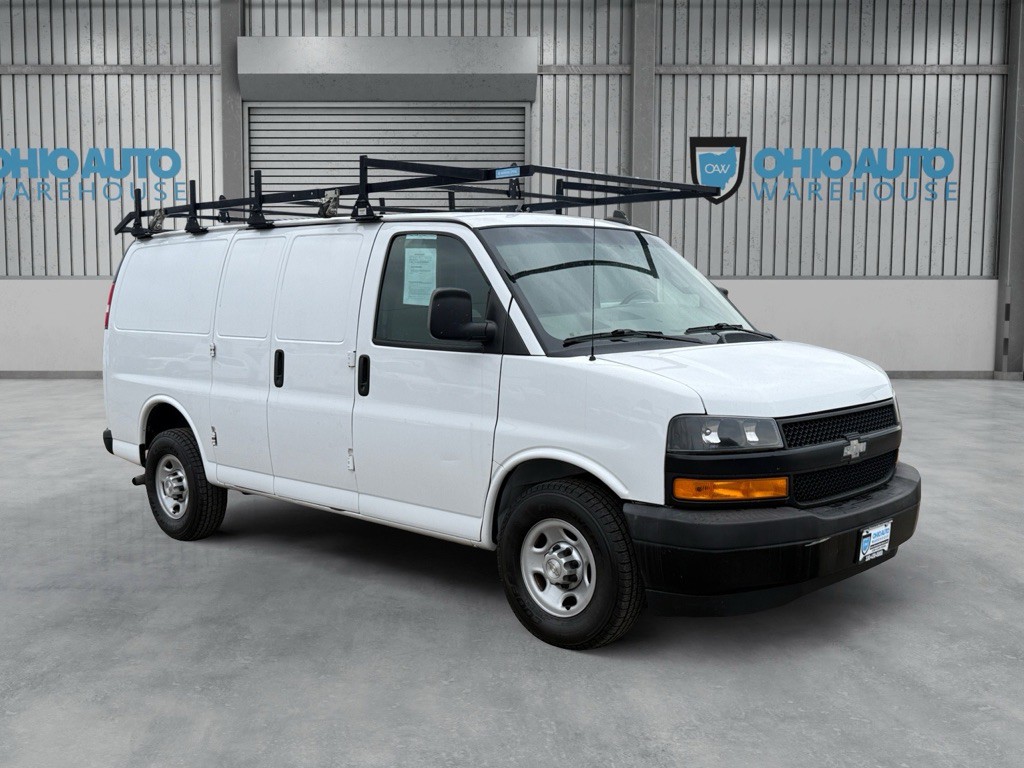 2020 Chevrolet Express Image 3